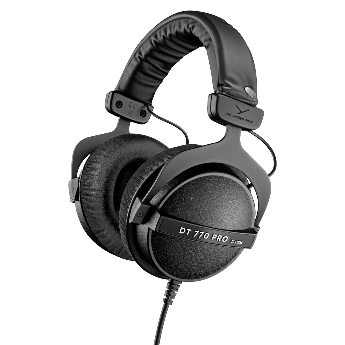 Beyerdynamic DT 770 Pro (32 Ω) closed-back studio headphones